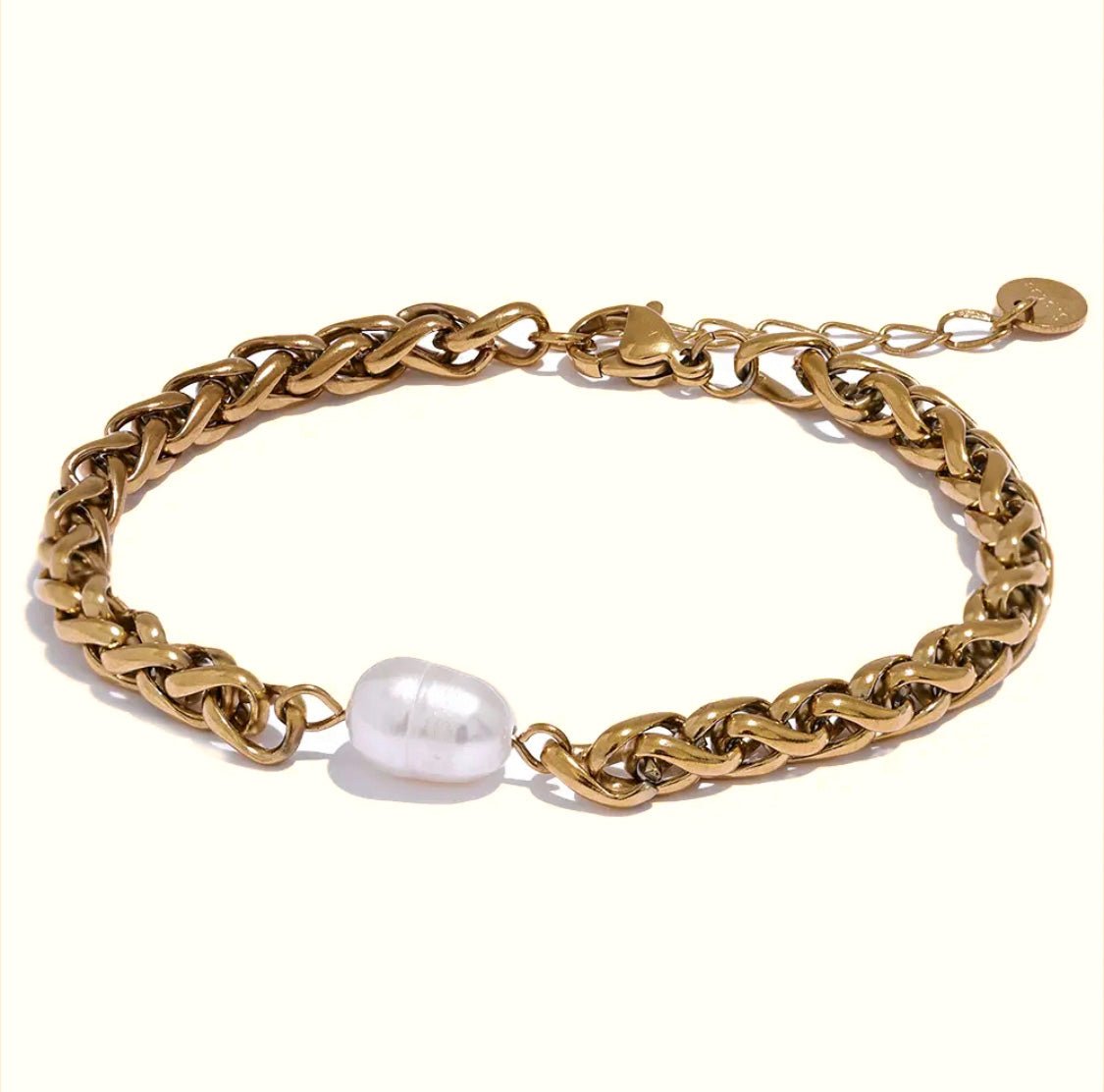 Simple pearl bracelet - By Krohnstad